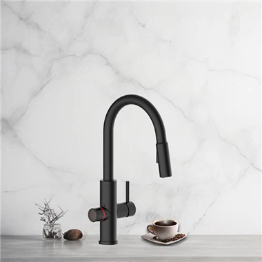 Vytiahnite kohútik horúcej vody